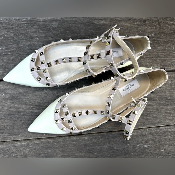 Valentino studded flats only worn once in perfect condition!!! - Picture 2 of 15